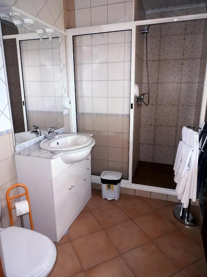 Quinta Escola Farm stay Arco da Calheta (Madeira)